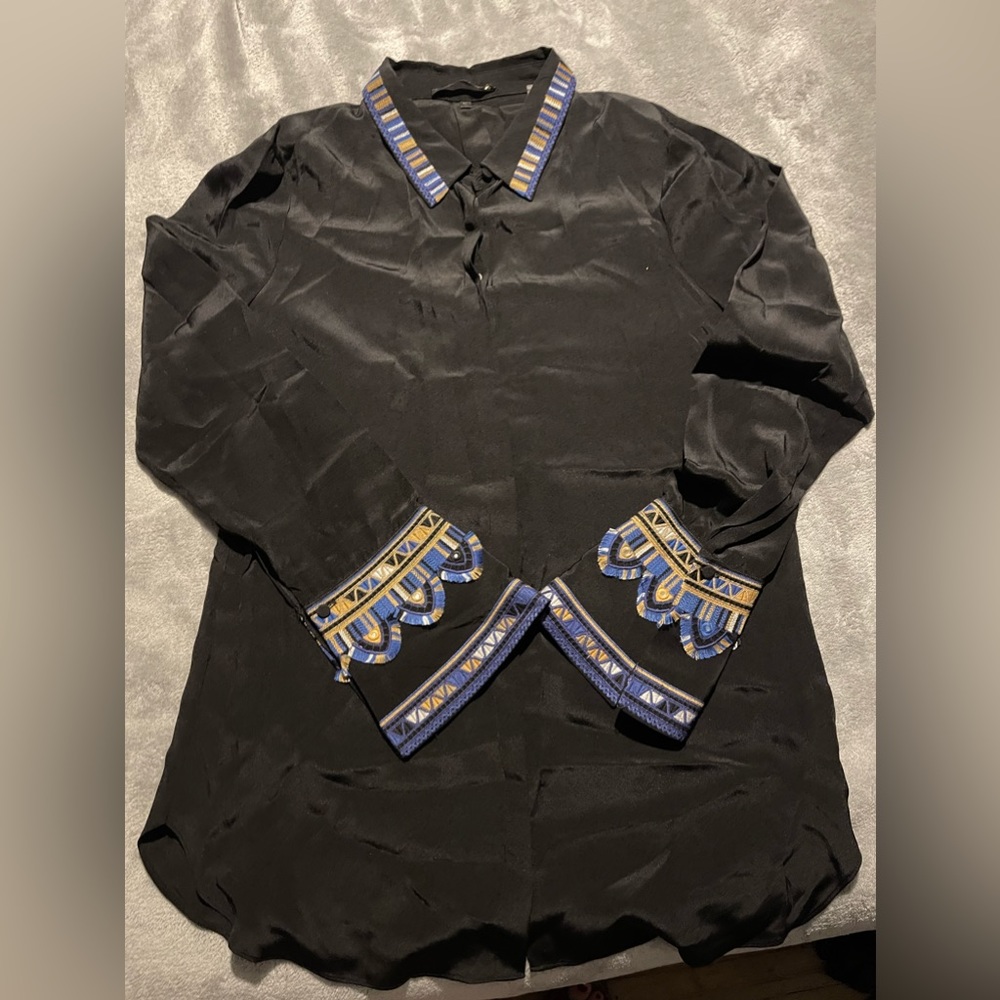 NWT Kobe Halperin Monica embroidered blouse size M retails for $448! Black